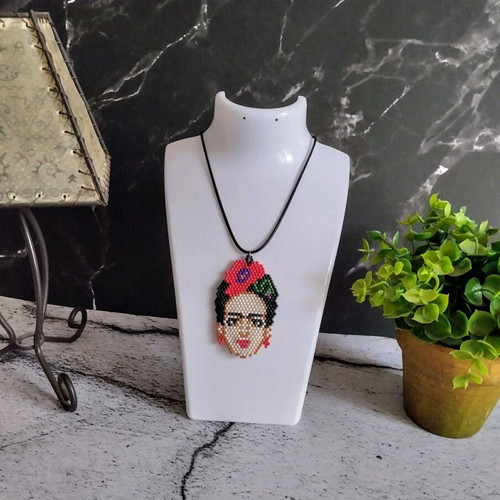 Frida Kahlo necklace with miyuki made to order, multicolor