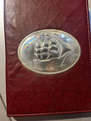 Vintage δερμάτινο ντοσιέ με ασημένια διακόσμηση, σημειωματάριο και αλφαβητικό ευρετήριο