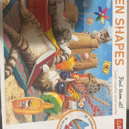 Set of 4 games: 3 puzzles and 1 board game