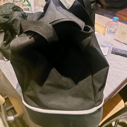 Adidas sports bag like new, black