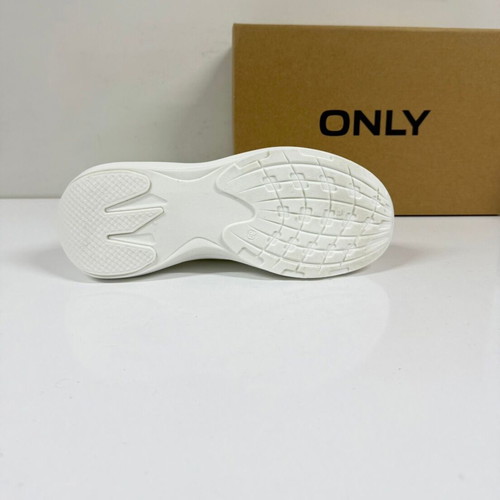 Only sports shoes new, white, size 39