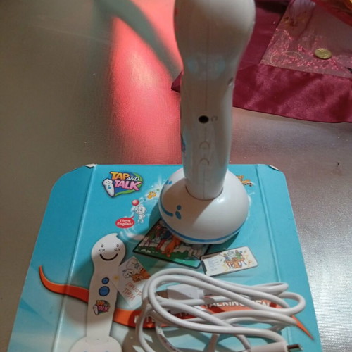 Talking Pen English reading device like new
