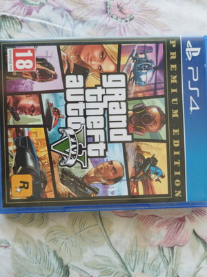 Grand Theft Auto PS4 game like new