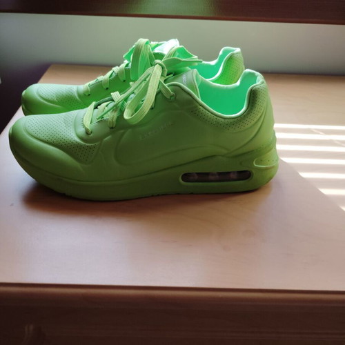 Leather green Skechers sports shoes size 40 like new