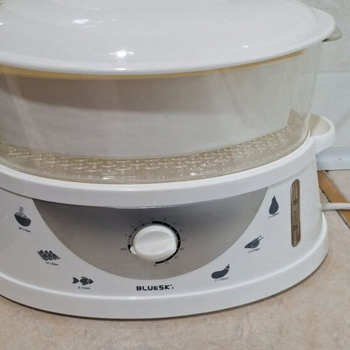 Bluesky BFS8370 Steam Cooker like new, 900W, 6 liters