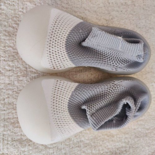 Shoes size 21 like new
