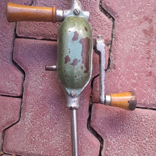 Hand drill used, old