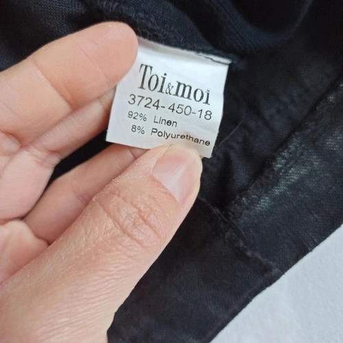 Toi & Moi sleeveless women's vest with hood large like new, black