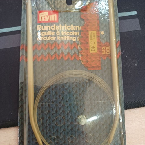 Circular Knitting Needle No 5, 100cm, like new