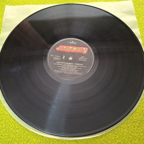 Hot Hits On Maxi LP μεταχειρισμένο, R&B Soul Various Artists