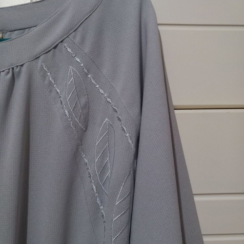 Vintage dress like new, gray, size M
