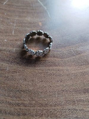 Cute Little Daisy Cuff Ring fresh white color, adjustable, new