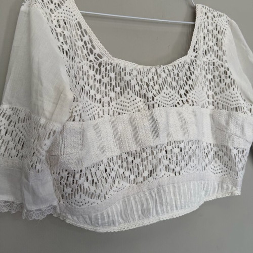 Billabong white crochet crop top used with boho details