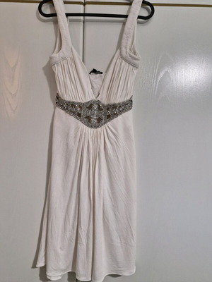 Sky dress used, short with straps and stones, white size M