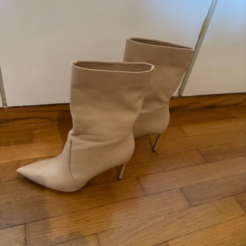 Zara beige faux leather women's ankle boots like new