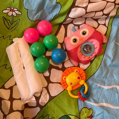 Play gym mat used, suitable from 6 months
