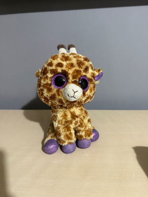Authentic TY Beanie Boos giraffe like new, medium size