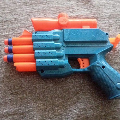 Nerf DinoSquad Stegosmash and Elite 2.0 Prospect toy guns set