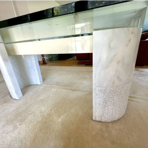 Monumental marble dining table for 10 people with special glass
