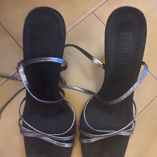 Esiot heeled sandals like new, size 39, black and silver