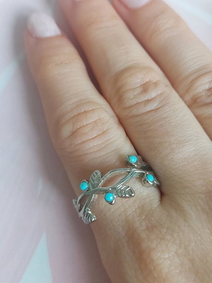 Steel ring with design like new, silver stainless