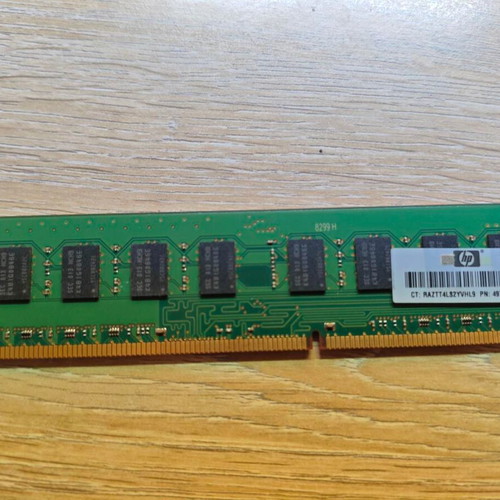 HP 2GB DDR3 PC3-10600U RAM memory like new