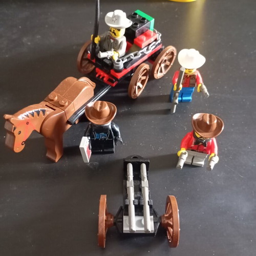 Lego Showdown Canyon 6799 like new, complete without box or instructions