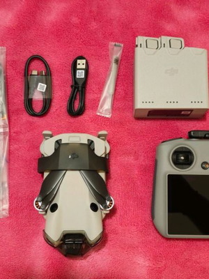Dji mini 4 pro fly more combo