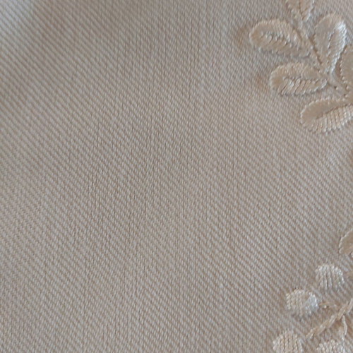 Handmade tablecloth 170×170 cm two-tone with silk thread and embroidered napkins
