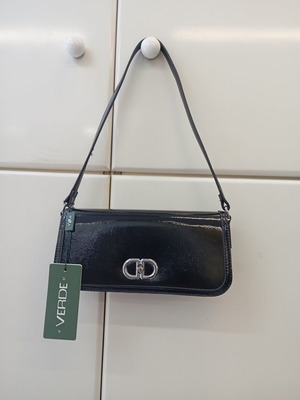 Verde τσαντάκι ώμου καινούργιο, μαύρο λουστρίνι