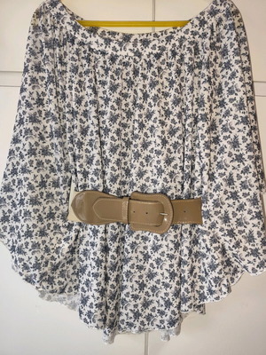 Vergi Fashion Women's Blouse With Belt Like New, Floral Print