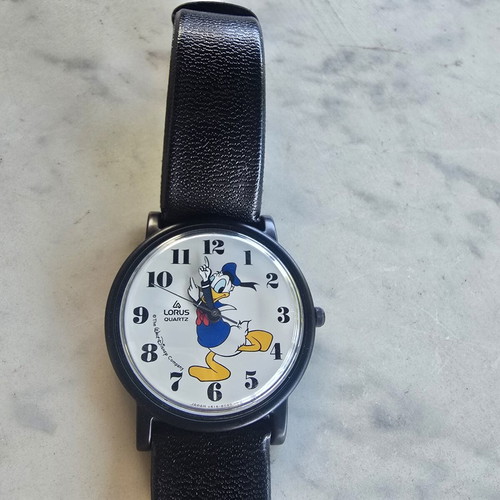 Lorus Disney watch like new with Donald Duck design