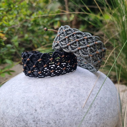 Handmade macrame bracelet new