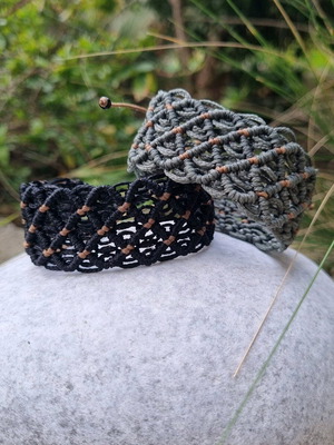 Handmade macrame bracelet new