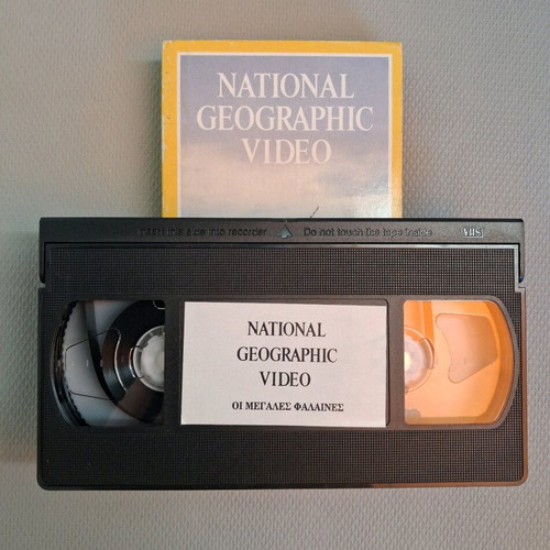National Geographic VHS The Great Whales like new, dubbed