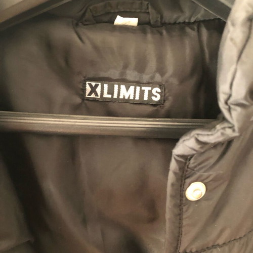 Puffer jacket M black like new, cropped