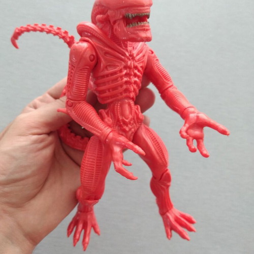 Modern Xenomorph Alien Red action figure used