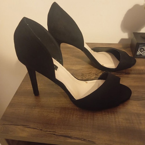 Velvet shoes size 39 like new, black pumps