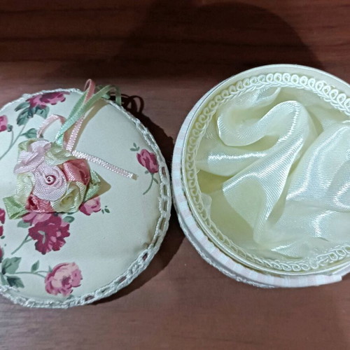 Set of jewelry box and vintage lady new