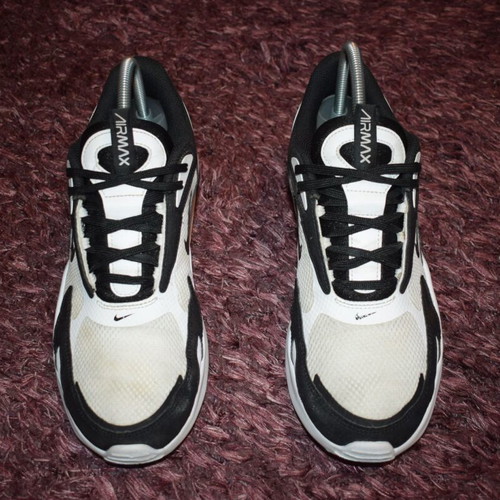 Nike Air Max Bolt sports shoes like new, size 45, black and white