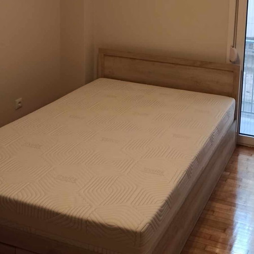 Mattress 1.4 x 2.0 like new