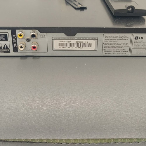 LG DVD Player DP122 used with USB and remote control