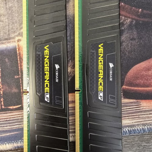 Corsair Vengeance LP DDR3 8GB Kit (2x4GB) 1600MHz used