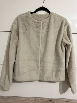Uniqlo γούνινο μπουφάν σαν καινούργιο, μπεζ, μέγεθος S