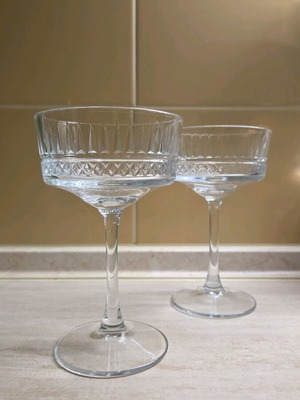 Cocktail glasses 260cc glass transparent, like new, pack of 2