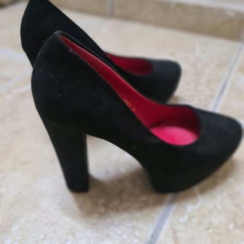 High heels black with platform like new