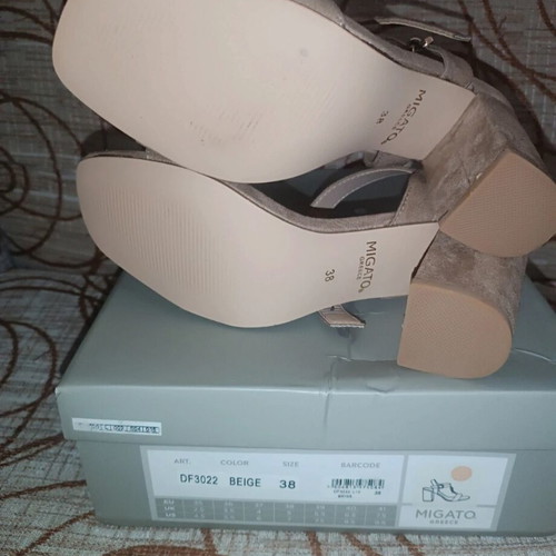 Migato beige suede sandals new, size 38