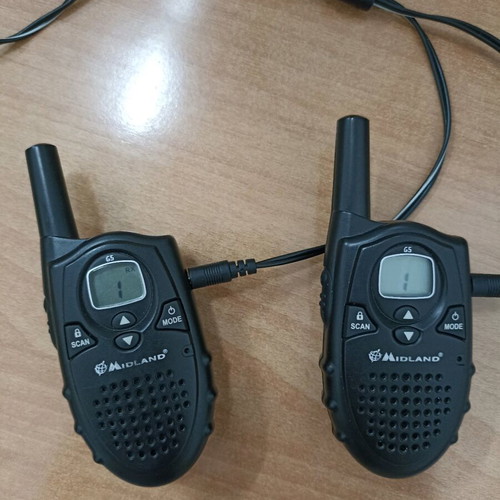 Midland G5 walkie-talkie used