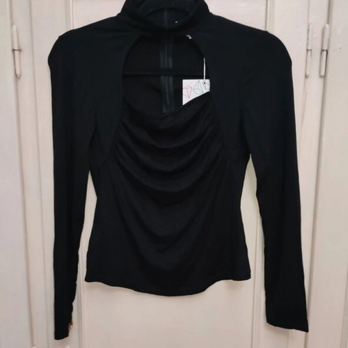 Maki Philosophy black blouse with cutout and gathers, size M, new