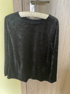 Black suede blouse like new, size S